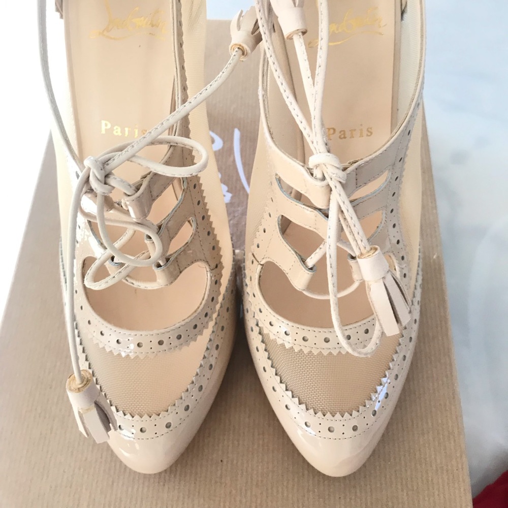Shoes - Picture 2 of 8